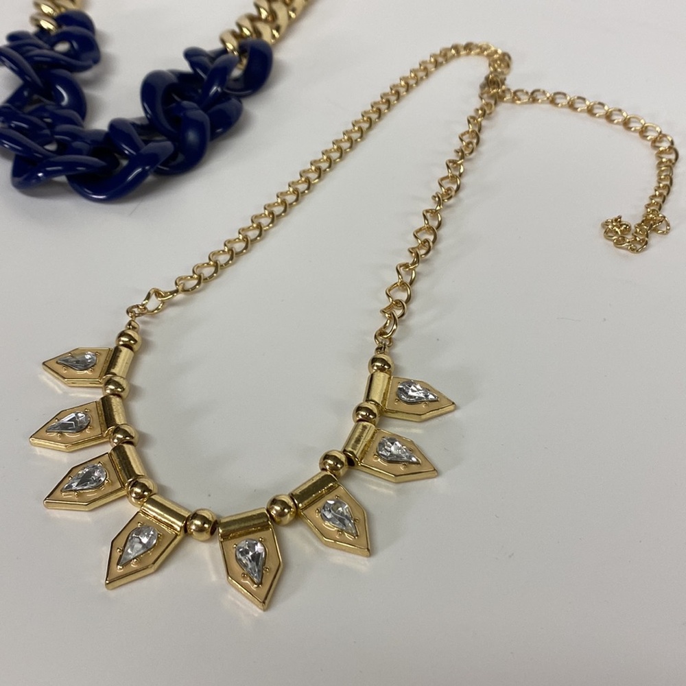 Necklaces - Picture 2 of 6